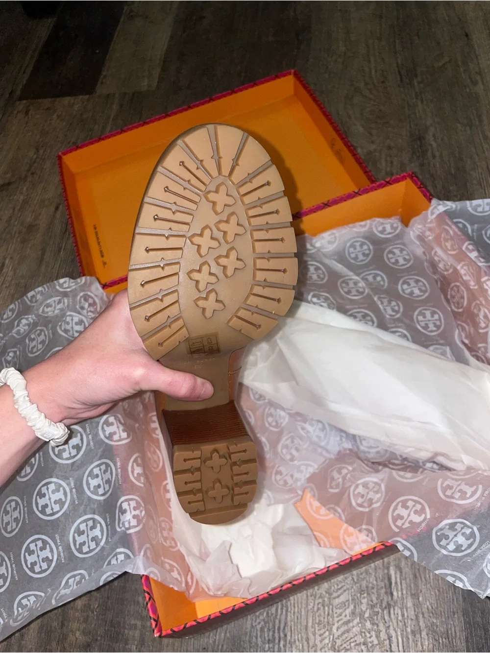 NWT Tory Burch Leather Carlson Lug Bootie in Toasted Caramel